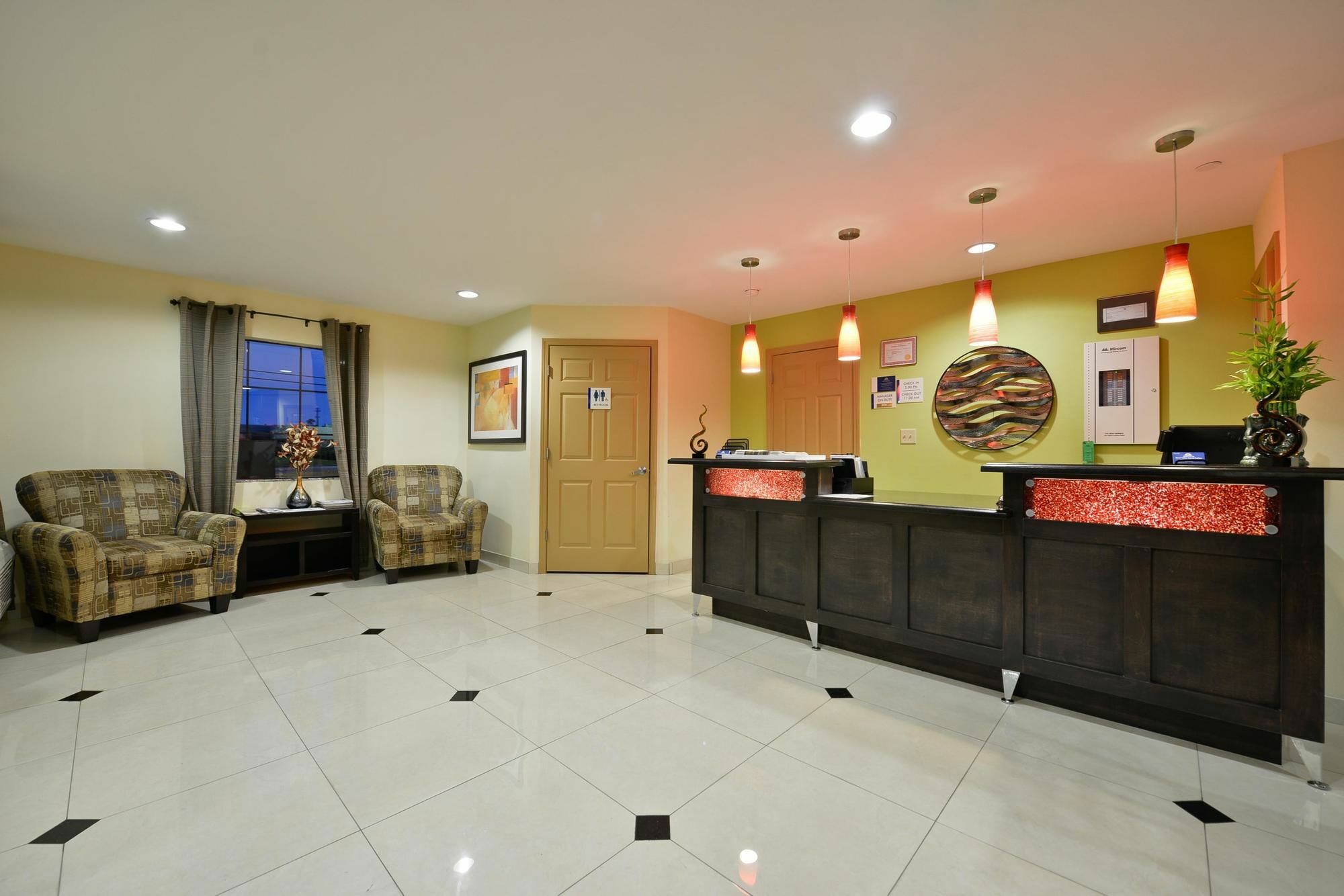 Americas Best Value Inn Lake Charles Interstate 210 Интерьер фото